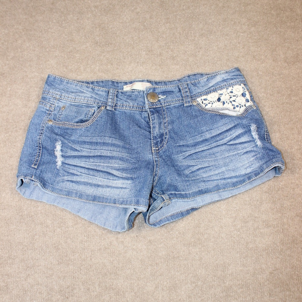 No Boundaries Crochet Lace Denim Shorts Medium Wash Distressed Size 13